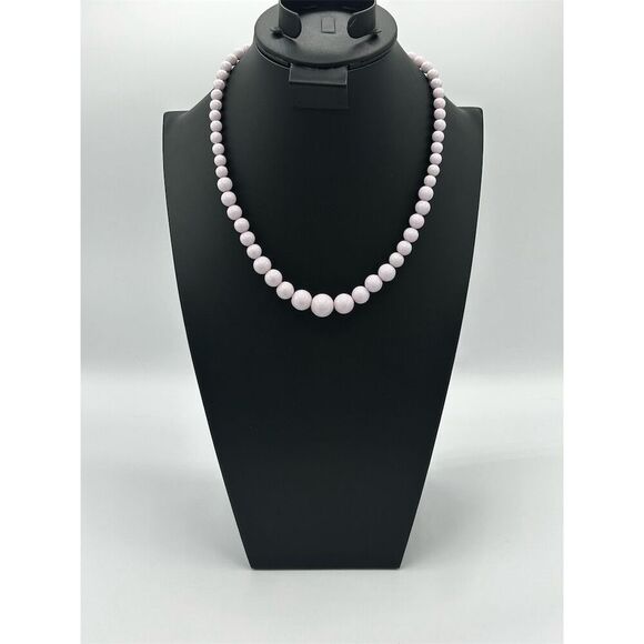 Unbranded Jewelry - Elegant Graduated Light Pink Beaded Necklace with Gold Tone Clasp